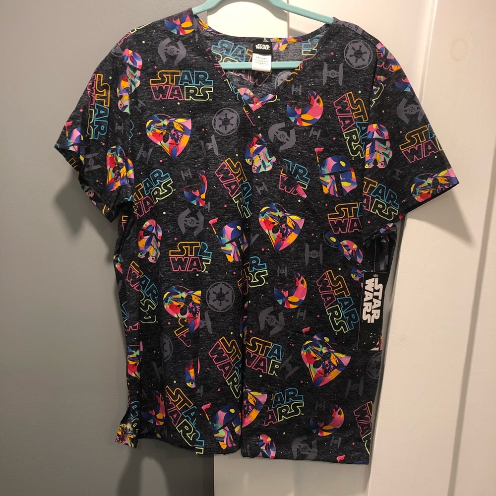 NWT Star Wars Scrub Top